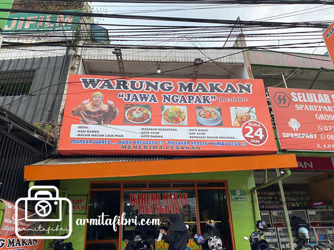 Ngapak: Warung Sederhana yang Menggugah Selera di Jantung Cilacap